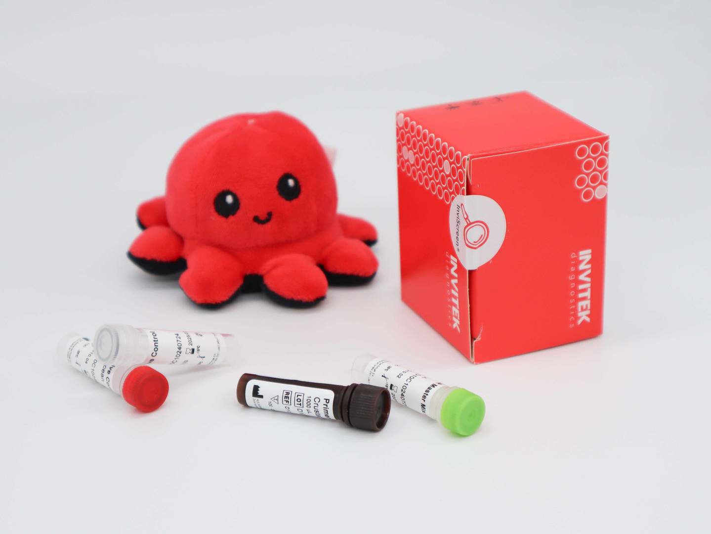 Box packaging of the InviScreen® SARS-CoV-2 RT-PCR Test for Wastewater kit with reagents and sample bottles.